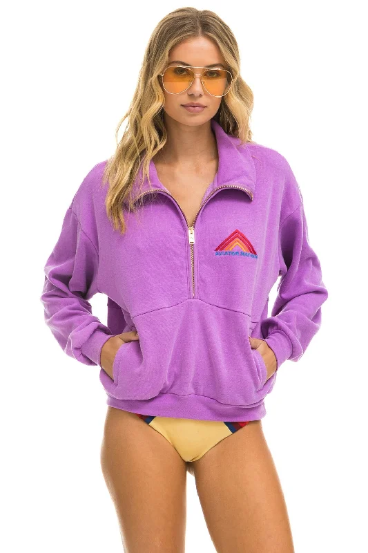 MOUNTAIN EMBROIDERY HALF ZIP SWEATSHIRT - NEON PURPLE