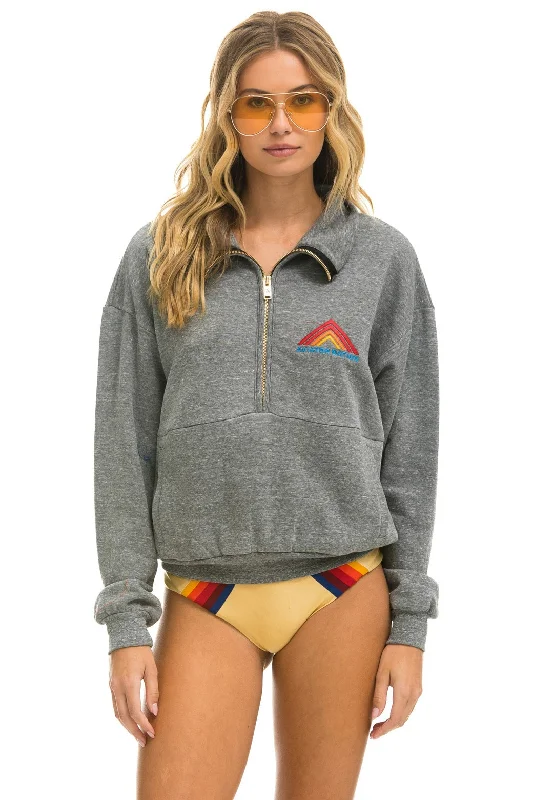 MOUNTAIN EMBROIDERY HALF ZIP SWEATSHIRT - HEATHER