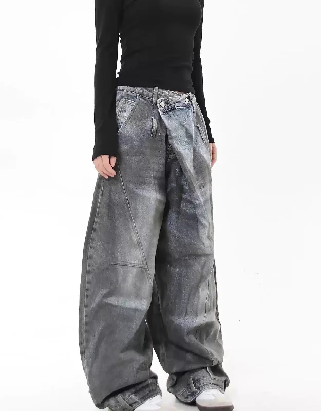 Asymmetric Distressed Curved Jeans